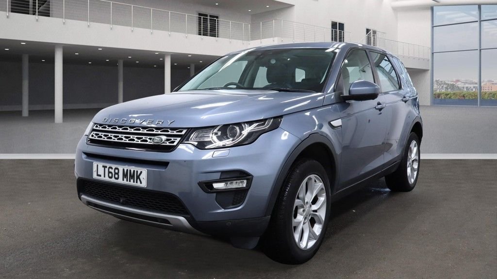 Used Land Rover Discovery Sport 2018 for sale - 76356522: Photo 2