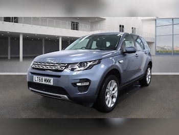 Used Land Rover Discovery Sport 2018 for sale - 76356522: Photo