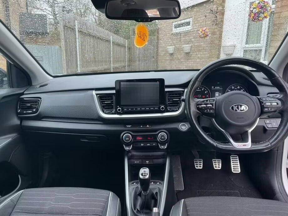 Used Kia Stonic 2021 for sale - 78049472: Photo 6