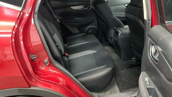 Used Nissan Qashqai 2018 for sale - 76235641: Photo 8