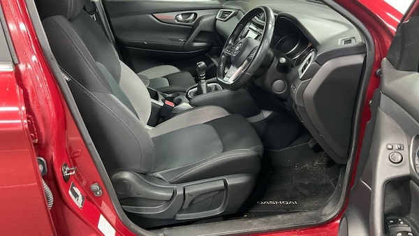 Used Nissan Qashqai 2018 for sale - 76235641: Photo 9