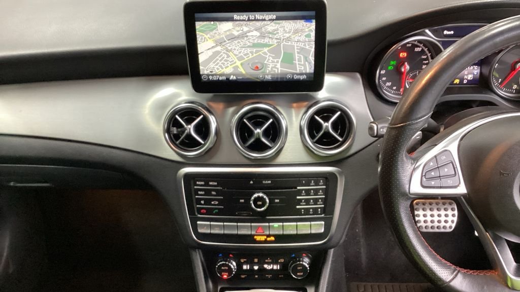 Used Mercedes-Benz GLA 2019 for sale - 76570106: Photo 11