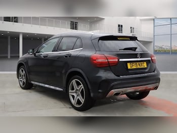 Used Mercedes-Benz GLA 2019 for sale - 76570106: Photo