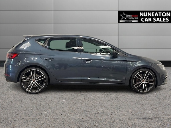 Used SEAT Leon 2019 for sale - 76245107: Photo 2