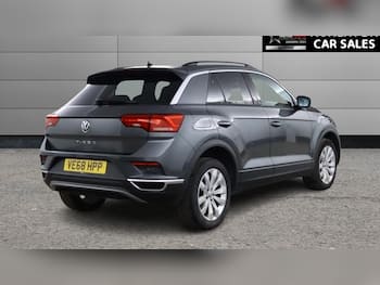 Used Volkswagen T-Roc 2019 for sale - 79643417: Photo