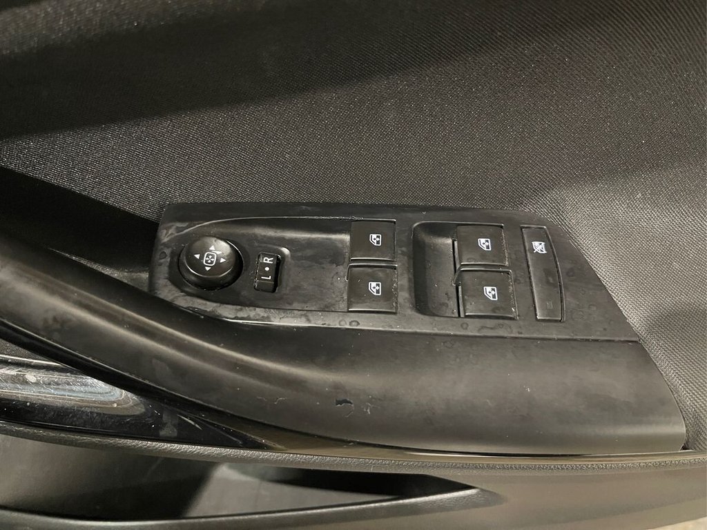 Used Vauxhall Astra 2015 for sale - 77027066: Photo 18