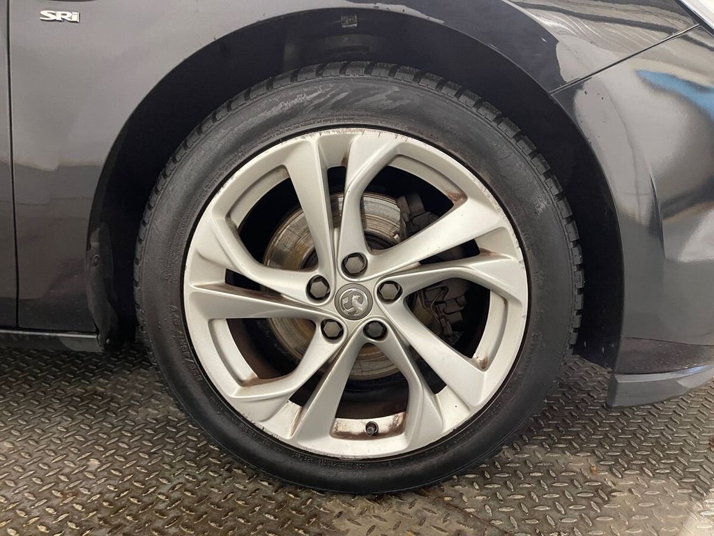 Used Vauxhall Astra 2015 for sale - 77027066: Photo 29