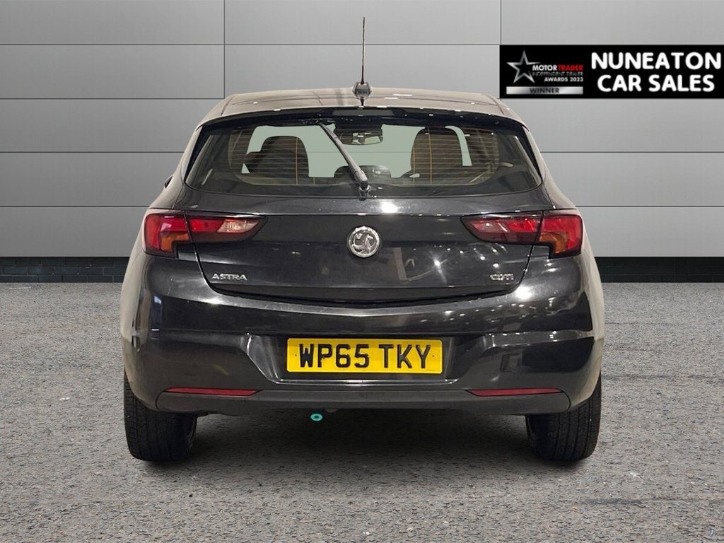 Used Vauxhall Astra 2015 for sale - 77027066: Photo 4