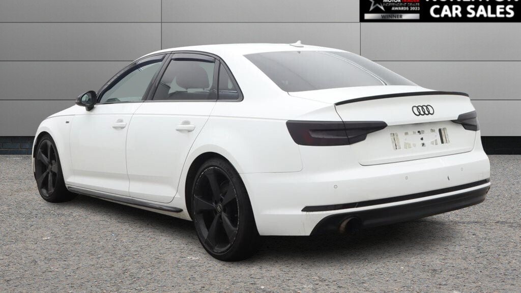 Used Audi A4 2018 for sale - 77748878: Photo 4