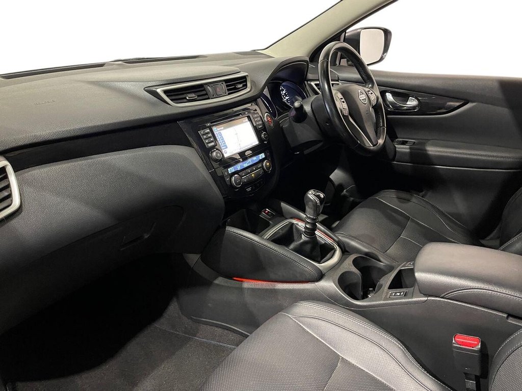 Used Nissan Qashqai 2017 for sale - 76267140: Photo 15