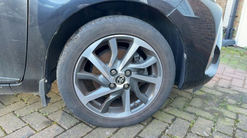 Used Toyota Yaris 2020 for sale - 77967213: Photo 11