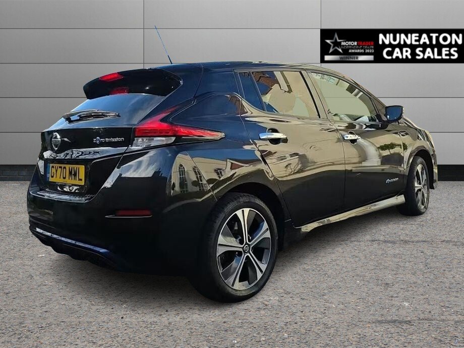 Used Nissan Leaf 2020 for sale - 77360039: Photo 2