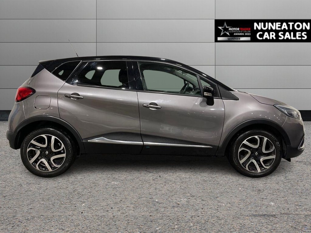 Used Renault Captur 2016 for sale - 77226855: Photo 2
