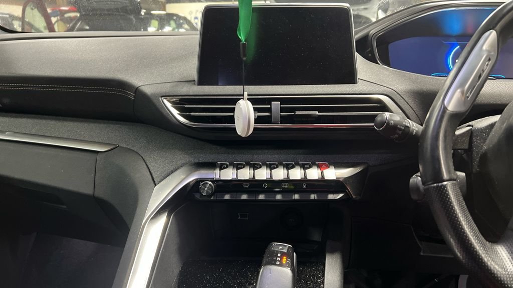 Used Peugeot 3008 2020 for sale - 76670509: Photo 11