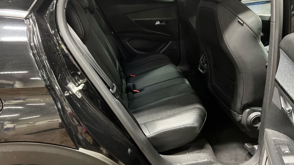 Used Peugeot 3008 2020 for sale - 76670509: Photo 8