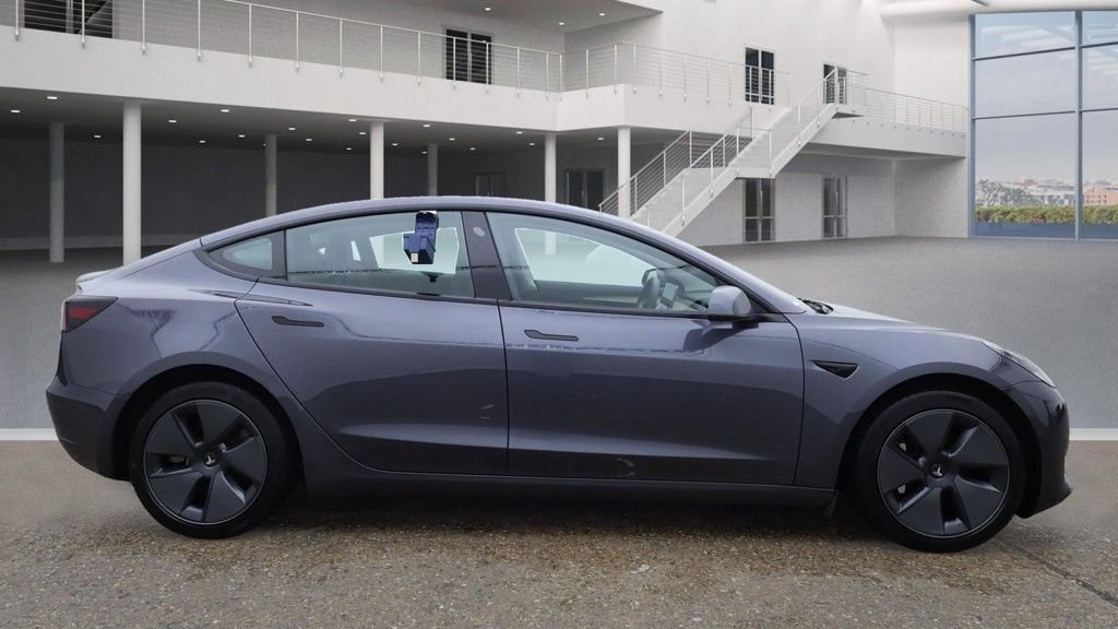 Used Tesla Model 3 2021 for sale - 76848139: Photo 5