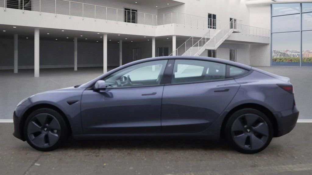 Used Tesla Model 3 2021 for sale - 76848139: Photo 6
