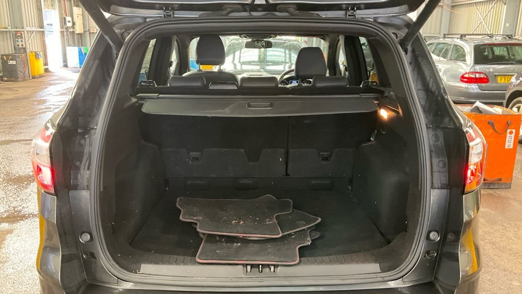 Used Ford Kuga 2018 for sale - 76670620: Photo 7