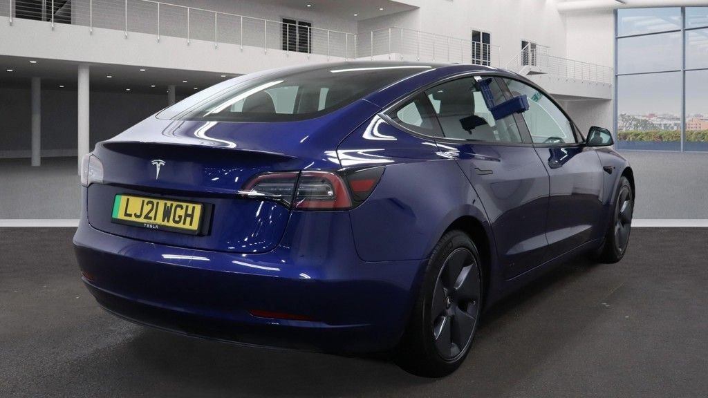 Used Tesla Model 3 2021 for sale - 76900564: Photo 4