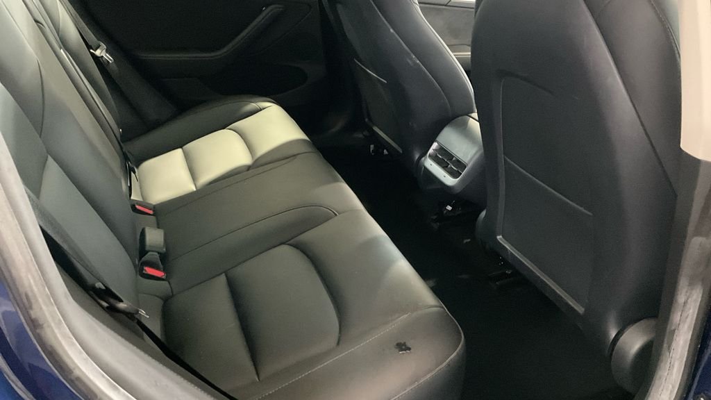 Used Tesla Model 3 2021 for sale - 76900564: Photo 8