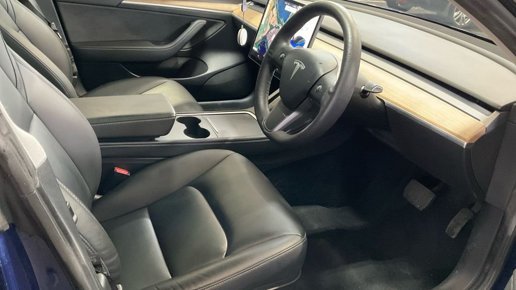 Used Tesla Model 3 2021 for sale - 76900564: Photo 9