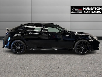Used Honda Civic 2020 for sale - 76038751: Photo 2
