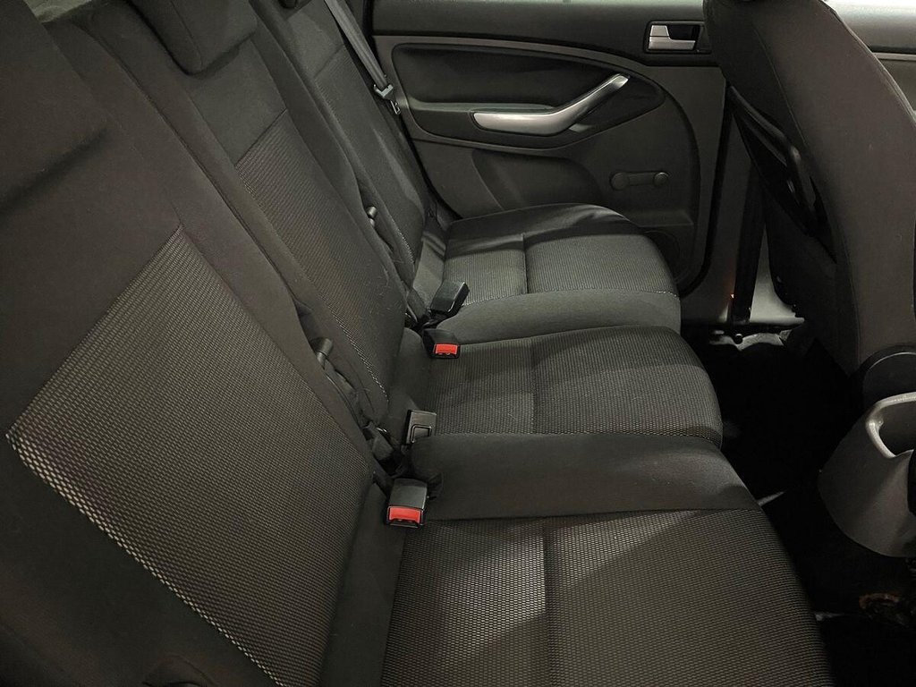 Used Ford C-Max 2010 for sale - 77200523: Photo 23