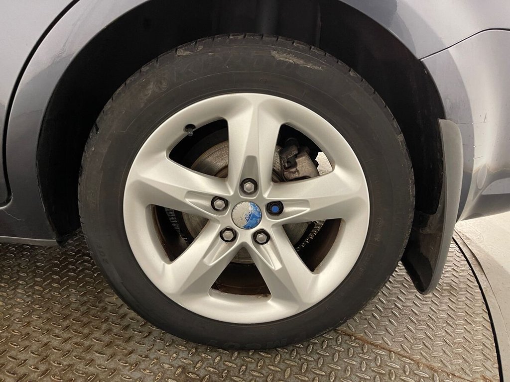 Used Ford C-Max 2010 for sale - 77200523: Photo 26