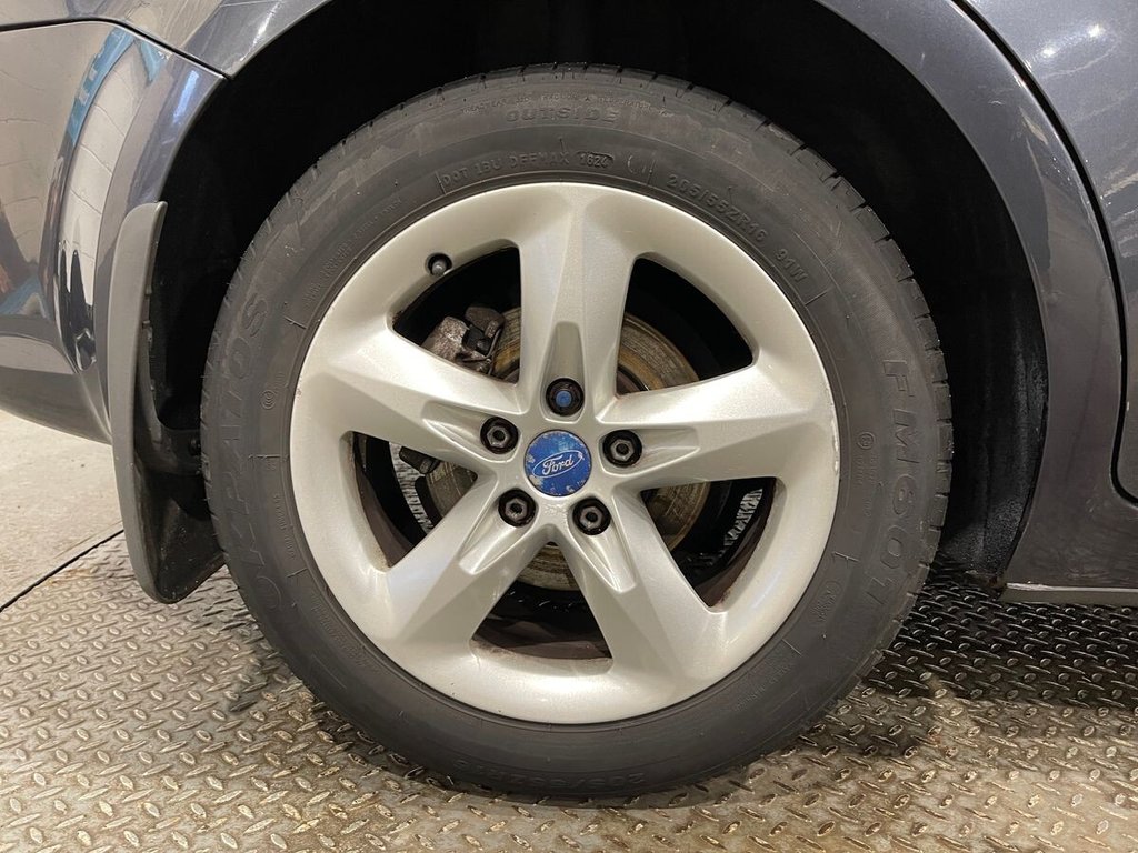 Used Ford C-Max 2010 for sale - 77200523: Photo 28