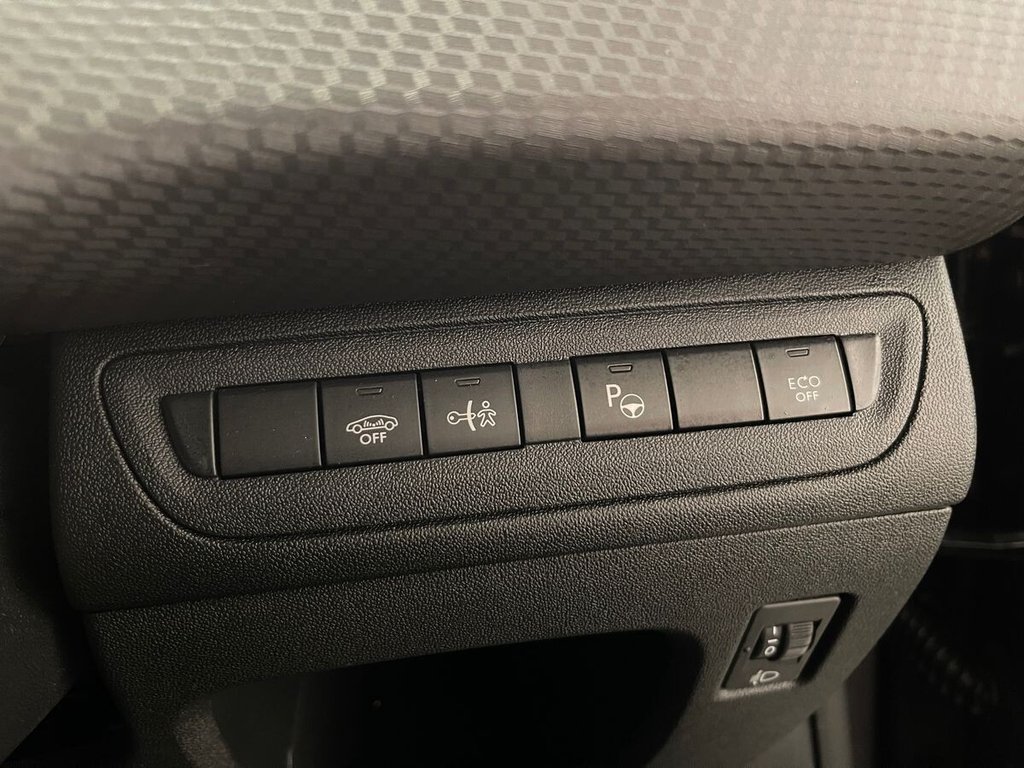 Vehicle 33