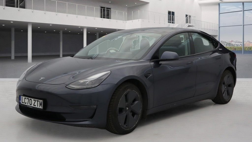 Used Tesla Model 3 2020 for sale - 77226974: Photo 2