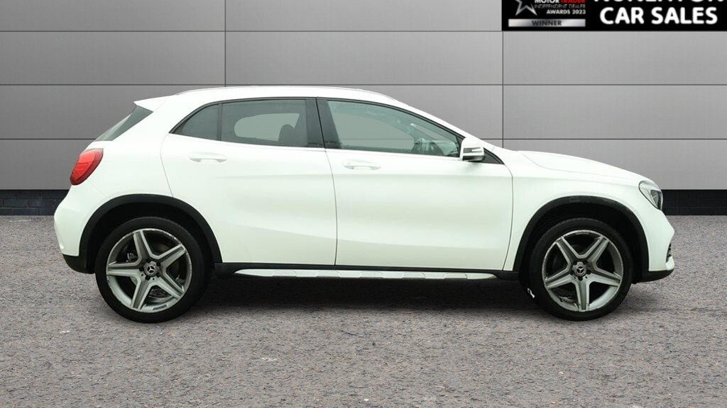 Used Mercedes-Benz GLA 2018 for sale - 77655270: Photo 2