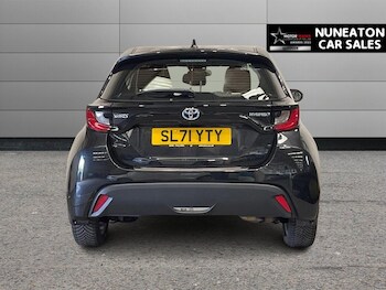 Used Toyota Yaris 2021 for sale - 78619302: Photo