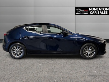 Used Mazda Mazda3 2019 for sale - 76039738: Photo 2