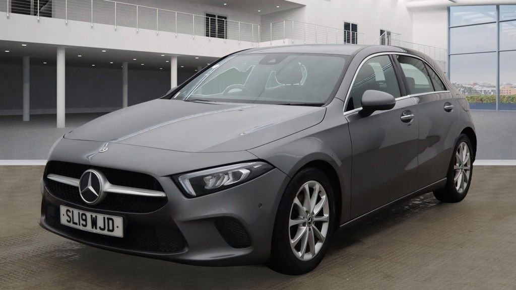 Used Mercedes-Benz A-Class 2019 for sale - 76848247: Photo 2