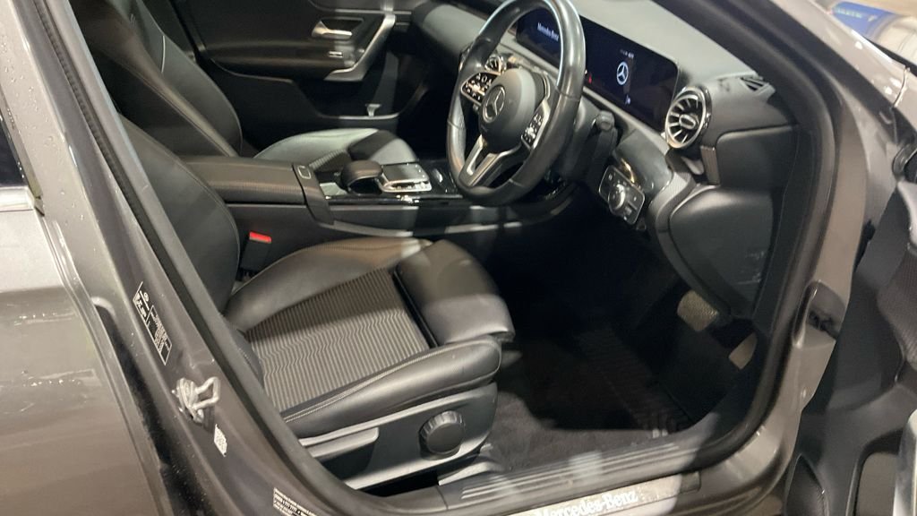 Used Mercedes-Benz A-Class 2019 for sale - 76848247: Photo 9