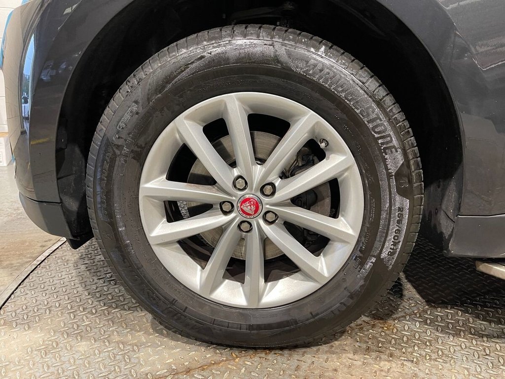 Used Jaguar F-Pace 2018 for sale - 77327924: Photo 33