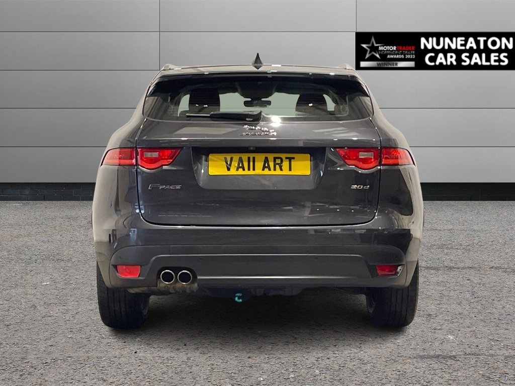 Used Jaguar F-Pace 2018 for sale - 77327924: Photo 4