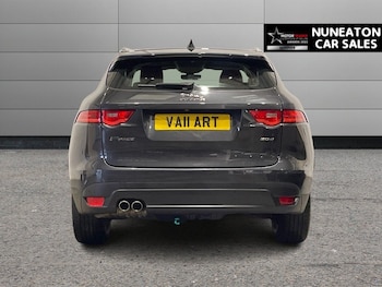 Used Jaguar F-Pace 2018 for sale - 77327924: Photo