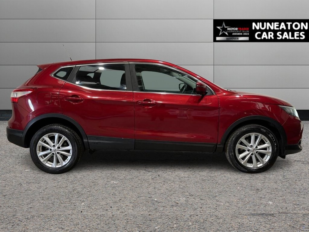 Used Nissan Qashqai 2014 for sale - 78074146: Photo 2