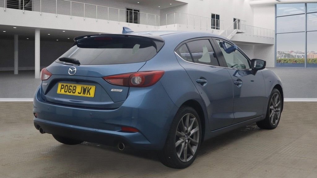 Used Mazda Mazda3 2018 for sale - 77122020: Photo 4