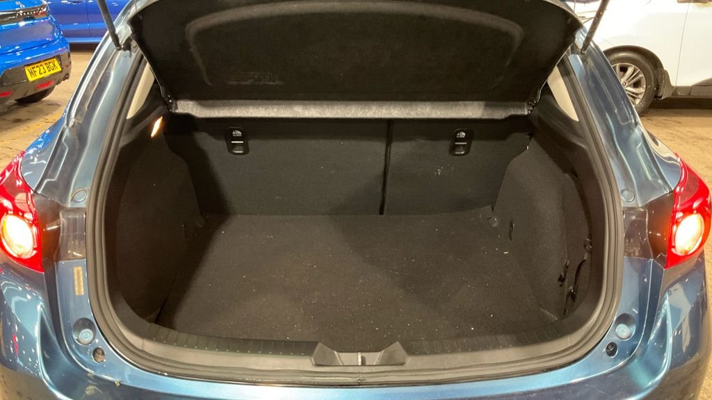 Used Mazda Mazda3 2018 for sale - 77122020: Photo 7