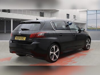 Used Peugeot 308 2018 for sale - 76345867: Photo 4