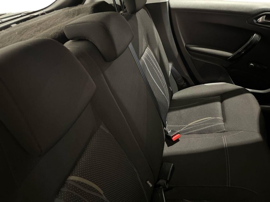Used Peugeot 208 2014 for sale - 77764712: Photo 25