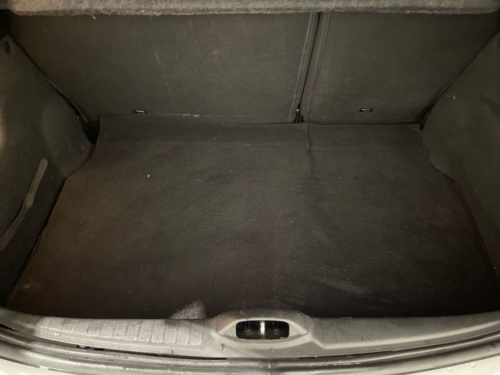 Used Peugeot 208 2014 for sale - 77764712: Photo 26