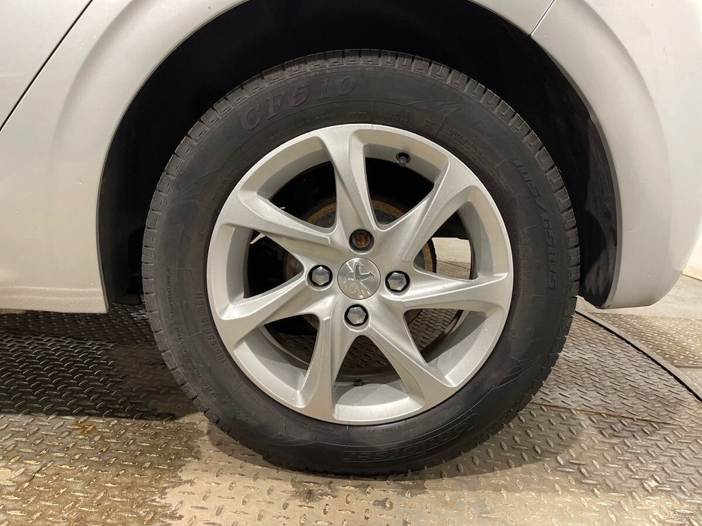 Used Peugeot 208 2014 for sale - 77764712: Photo 29