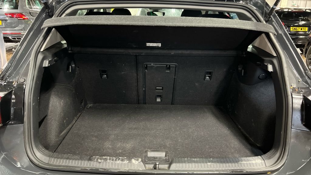 Used Volkswagen Golf 2022 for sale - 76509850: Photo 7