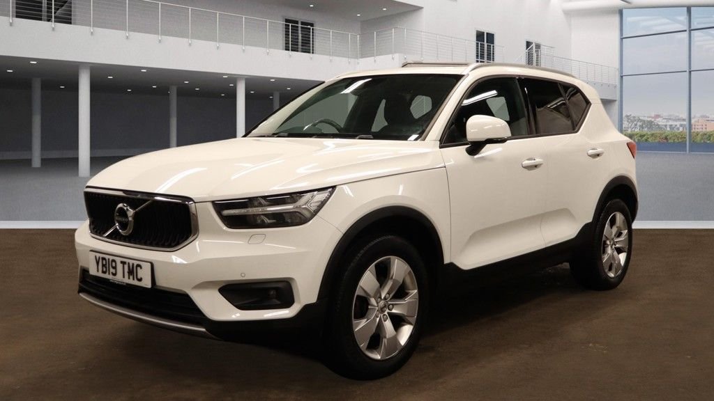 Used Volvo XC40 2019 for sale - 76966235: Photo 2