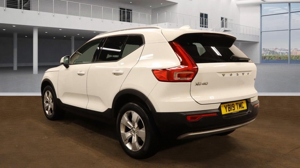 Used Volvo XC40 2019 for sale - 76966235: Photo 3