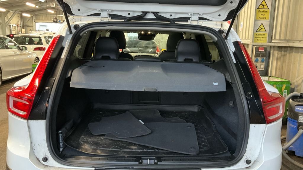 Used Volvo XC40 2019 for sale - 76966235: Photo 7